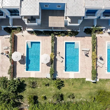 Rita Mare Seafront Heated Pools Villa Gennadi